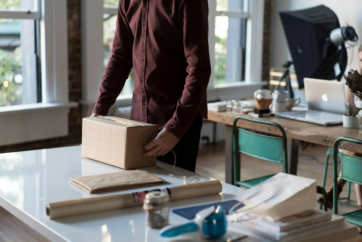 Ecommerce supply and online retail fulfilment